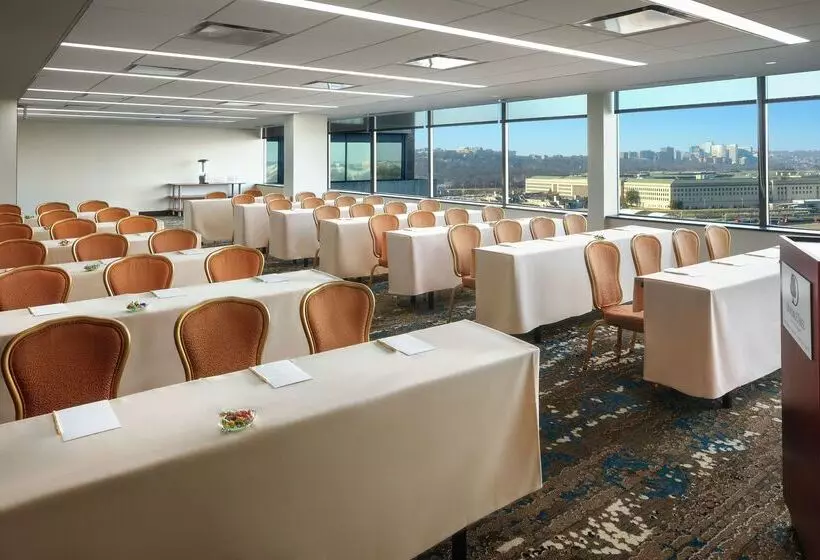 Hotel Doubletree By Hilton Washington Dc   Crystal City