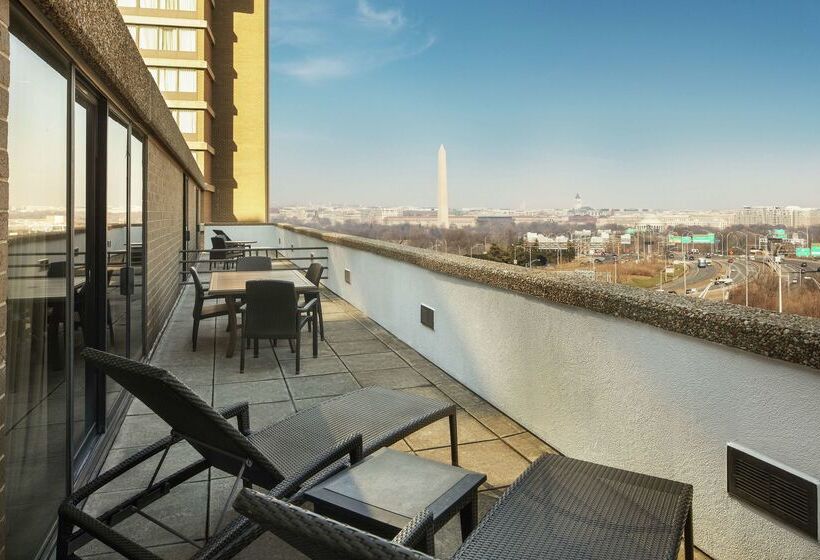 فندق Doubletree By Hilton Washington Dc Crystal City