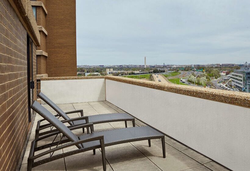 فندق Doubletree By Hilton Washington Dc Crystal City