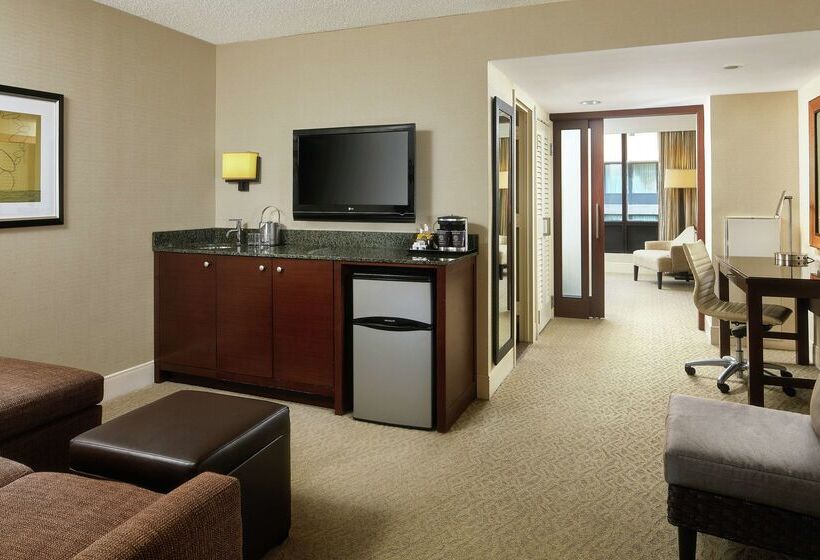 فندق Doubletree By Hilton Washington Dc Crystal City