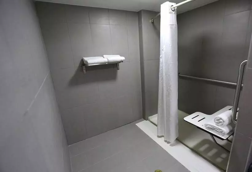 Szálloda Holiday Inn Chicago North Shore, An Ihg