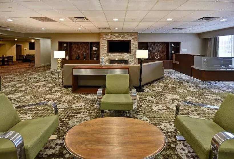 Otel Holiday Inn Cincinnati Riverfront, An Ihg