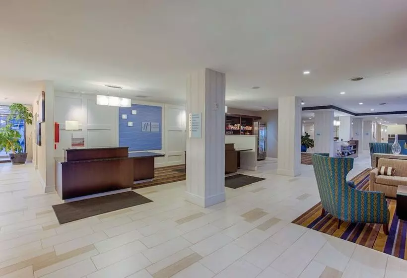 ホテル Holiday Inn Express Baltimore West   Catonsville, An Ihg