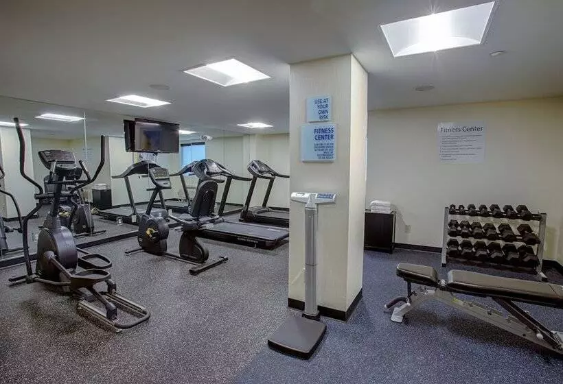ホテル Holiday Inn Express Baltimore West   Catonsville, An Ihg