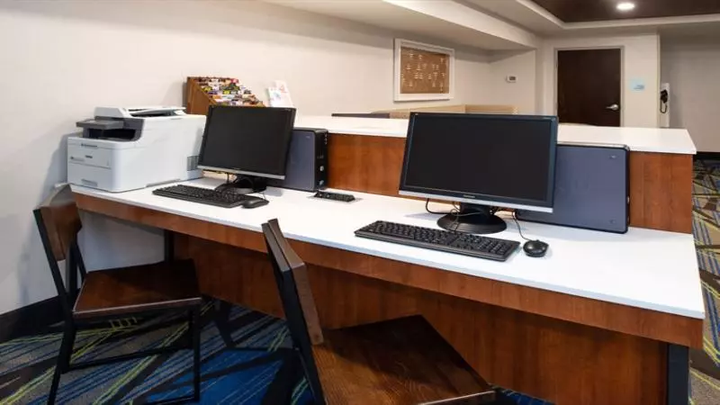 Otel Holiday Inn Express Cincinnati West, An Ihg