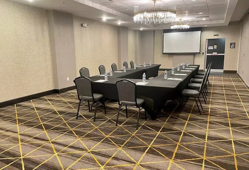 Отель Holiday Inn Lansdale Hatfield, An Ihg