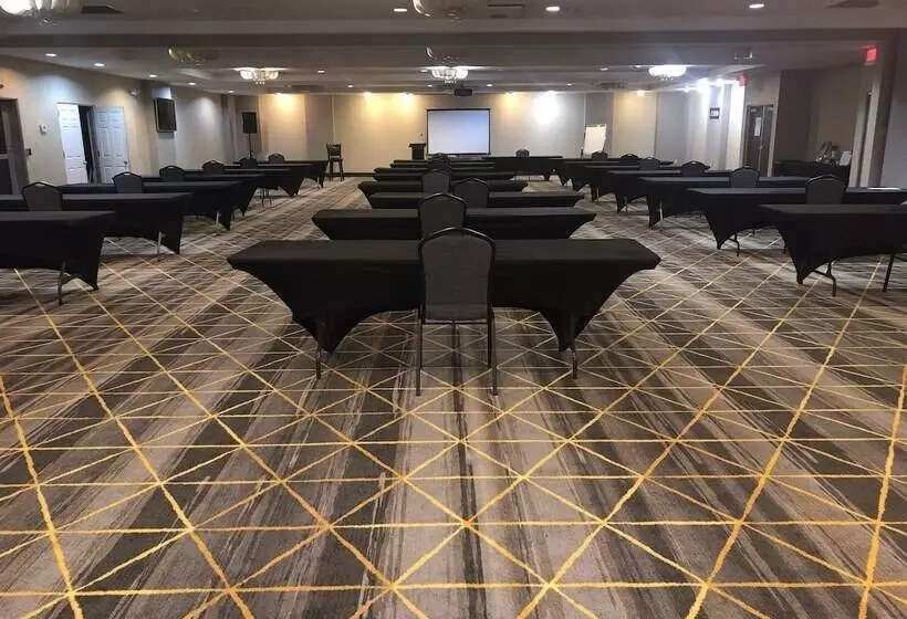 Отель Holiday Inn Lansdale Hatfield, An Ihg