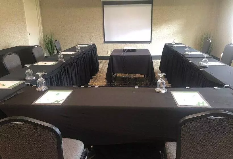 Отель Holiday Inn Lansdale Hatfield, An Ihg