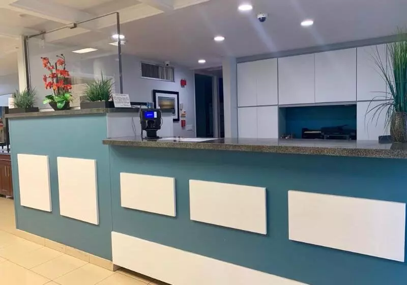 Hotel The Hollywood Gateway Inn