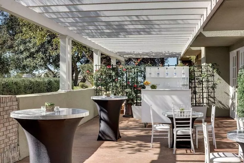 בית מלון כפרי L Auberge Del Mar