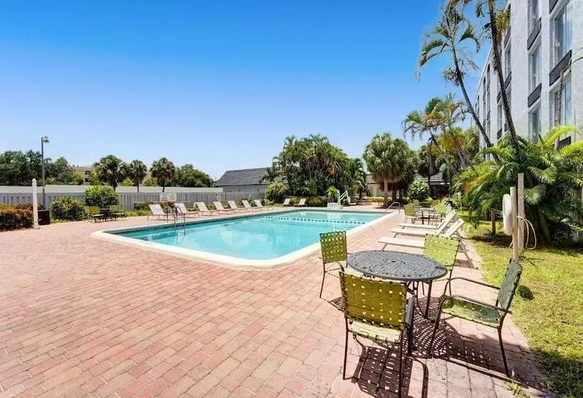 Plaza Hotel Fort Lauderdale