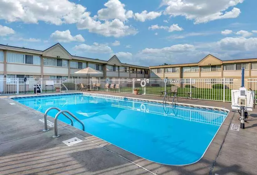 酒店 Quality Inn & Suites Vestal Binghamton Near University