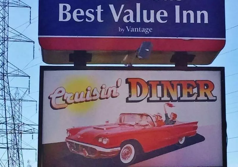 Hotelli Red Carpet Inn