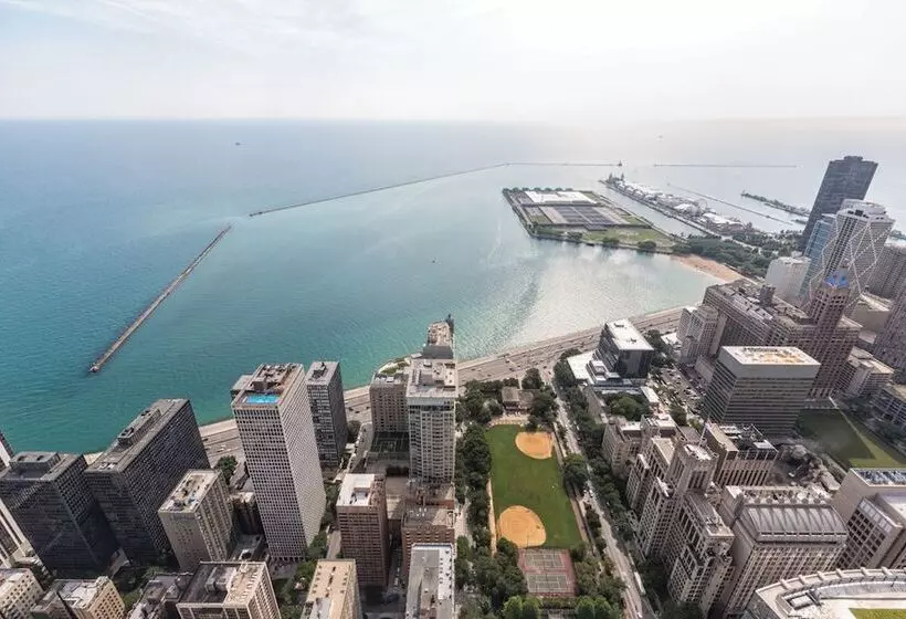 Отель The Ritzcarlton, Chicago