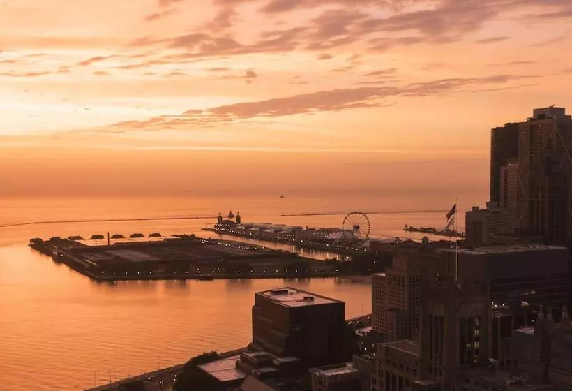 Отель The Ritzcarlton, Chicago