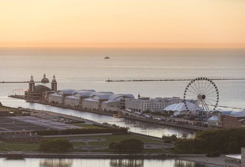 فندق The Ritzcarlton, Chicago