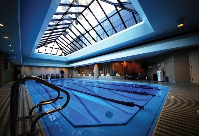 Отель The Ritzcarlton, Chicago