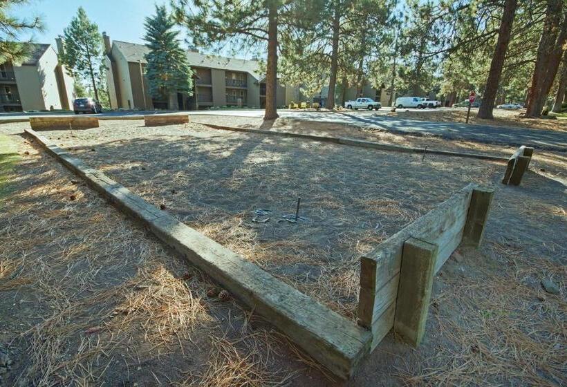 Otel Seventh Mountain Resort