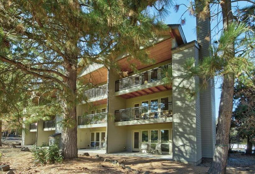 Otel Seventh Mountain Resort