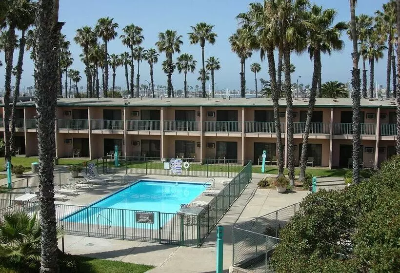 Seaport Marina Hotel