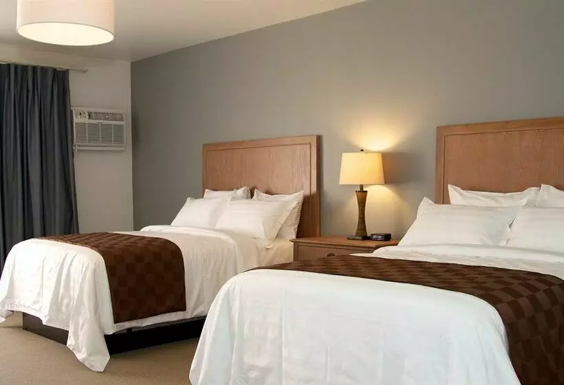 Seaport Marina Hotel