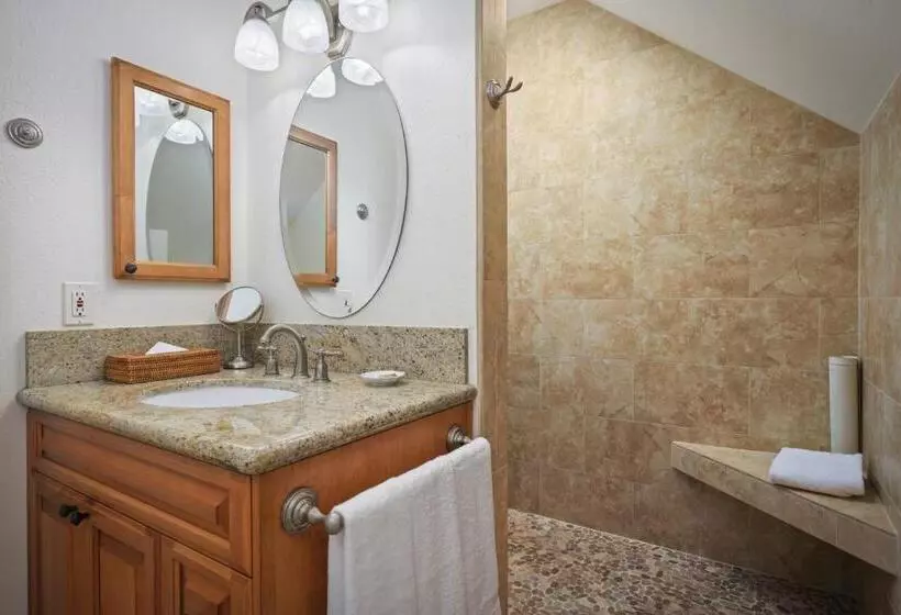 Aston Maui Kaanapali Villas