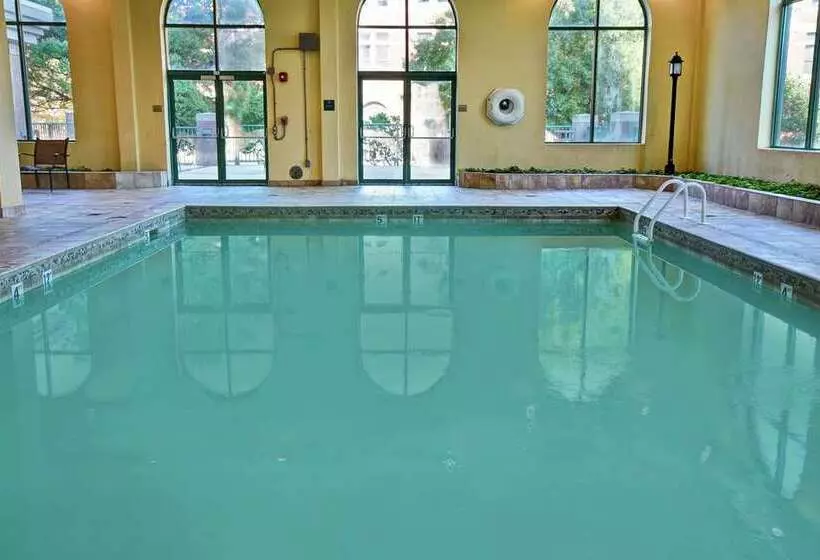 Embassy Suites By Hilton Montgomery Hotel & Conference Ctr