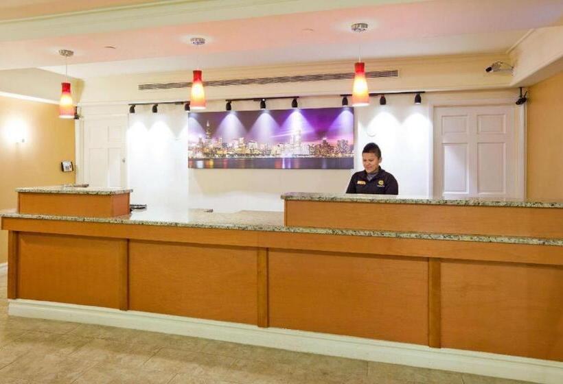 酒店 Chicago O Hare Airport