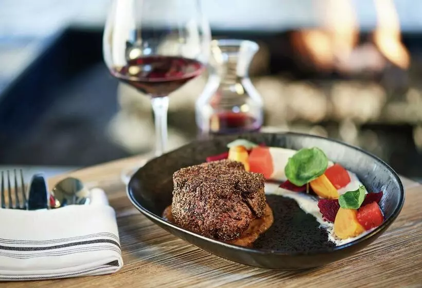 Doubletree By Hilton Hotel Berkeley Marina