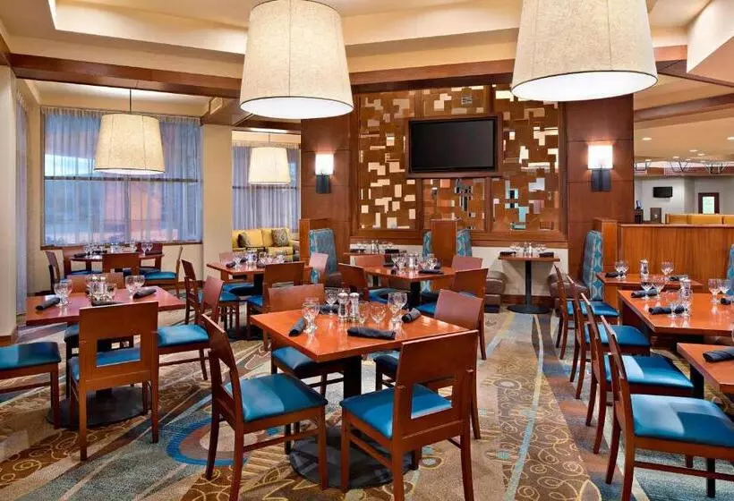 فندق Fort Collins Marriott