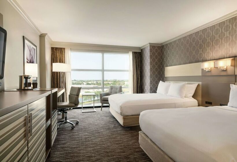 هتل Hilton Melbourne, Fl
