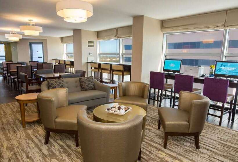 هتل Hilton Melbourne, Fl