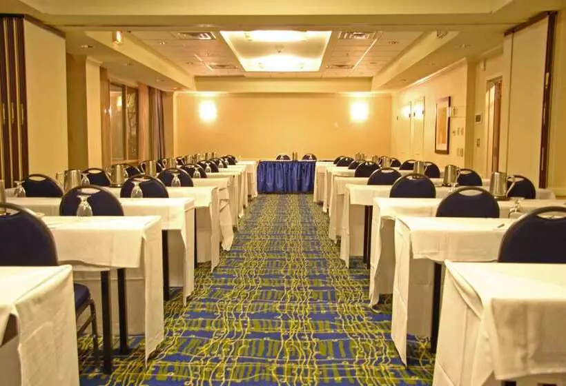 ホテル Wyndham Atlanta Perimeter