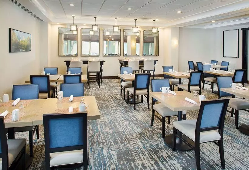 ホテル Wyndham Atlanta Perimeter