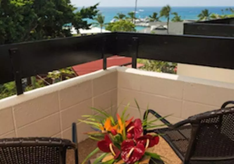 Отель Kona Seaside