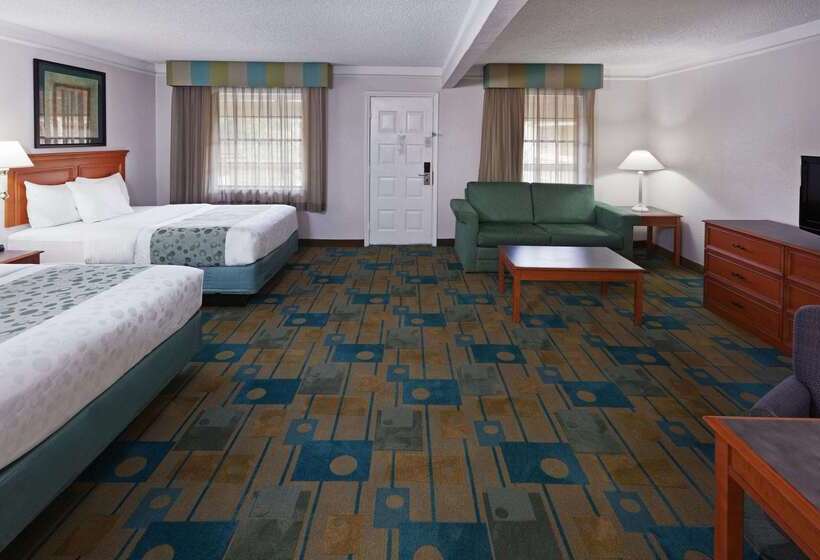 هتل La Quinta Inn By Wyndham Austin Oltorf