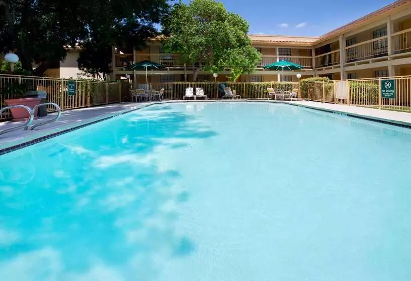 Hotel La Quinta Inn By Wyndham Austin Oltorf