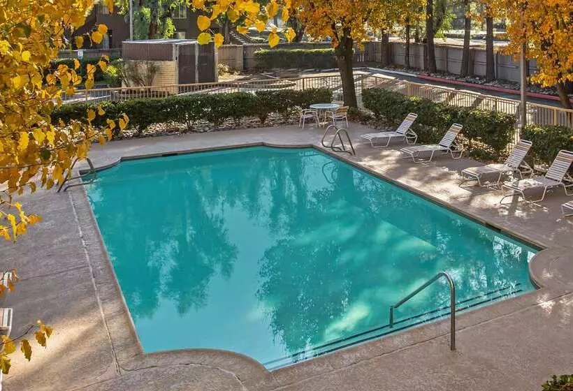 فندق La Quinta Inn By Wyndham Stockton