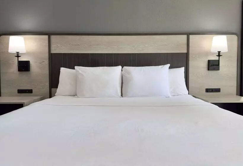 فندق La Quinta Inn By Wyndham Stockton