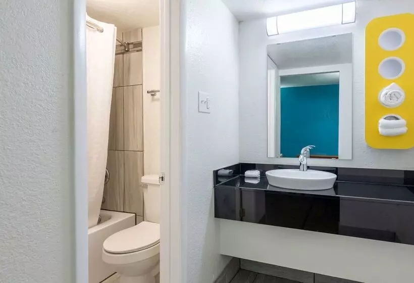 Motel 6 North Little Rock, Ar   Mccain