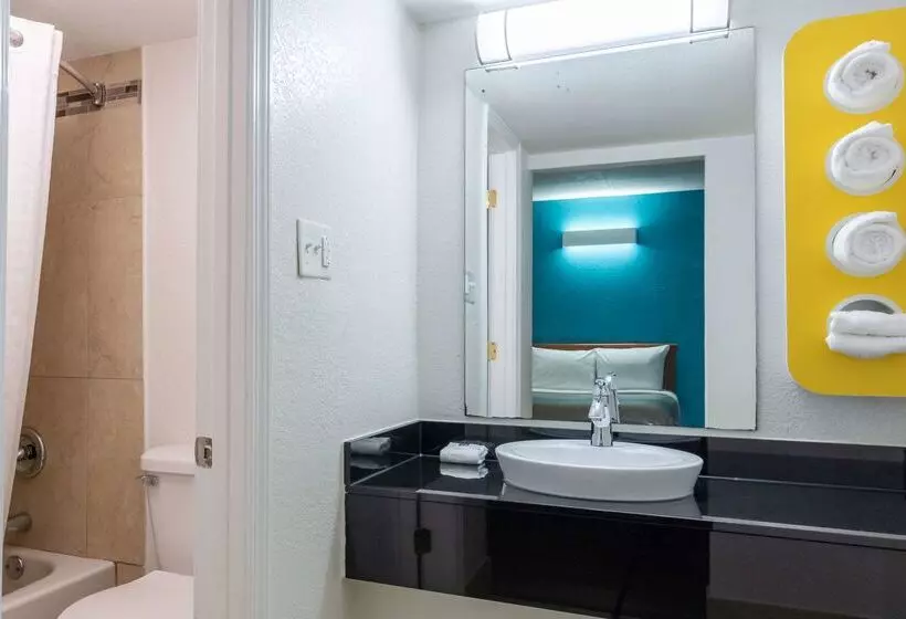 Motel 6 North Little Rock, Ar   Mccain