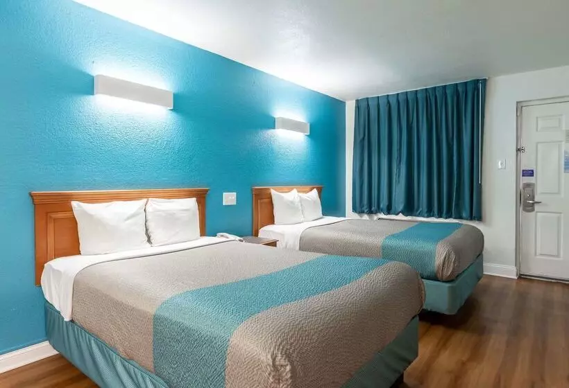 Motel 6 North Little Rock, Ar   Mccain