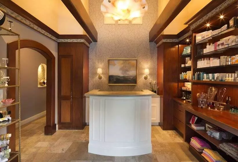 Lafayette Park Hotel & Spa