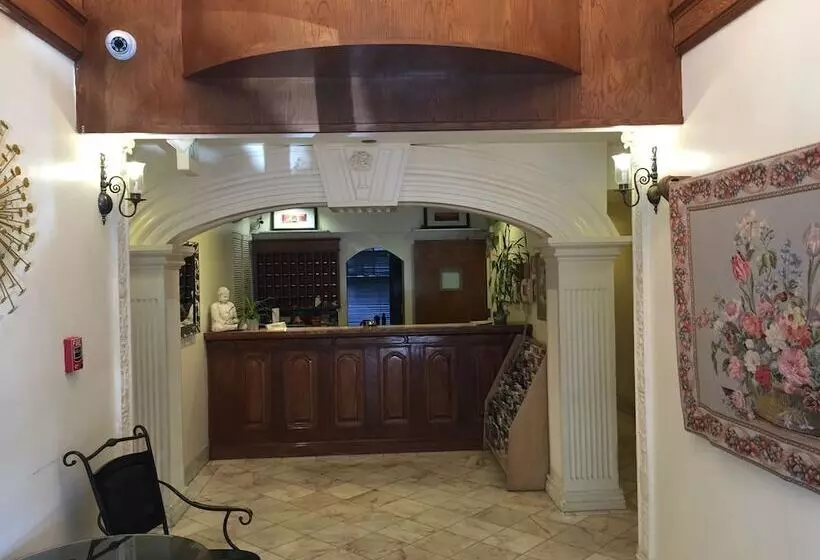 Отель Marina Inn