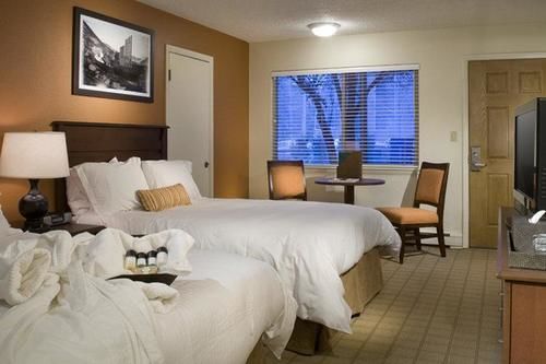 Hotel Molly Gibson Lodge