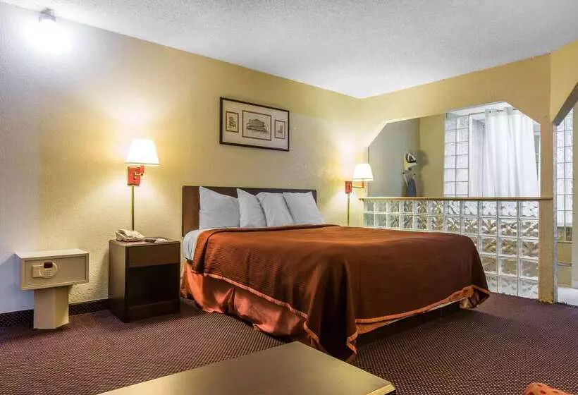 Otel Rodeway Inn & Suites