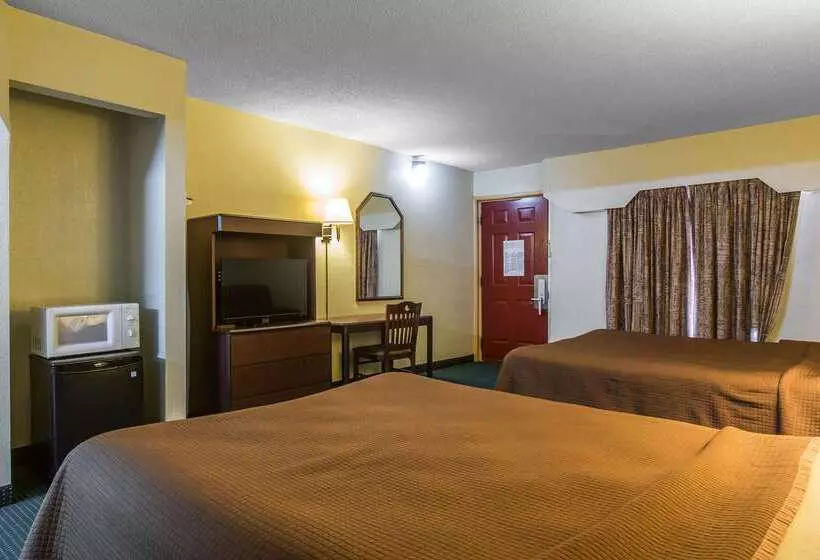 Otel Rodeway Inn & Suites