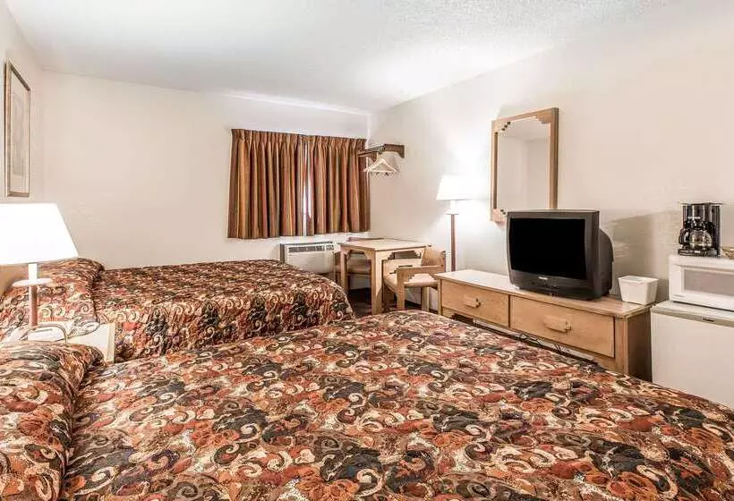 Отель Rodeway Inn