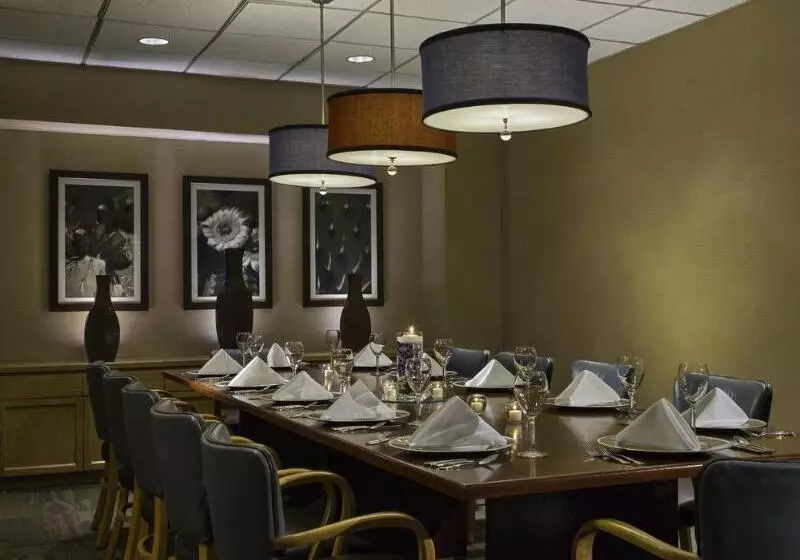 ホテル Sheraton Houston Brookhollow