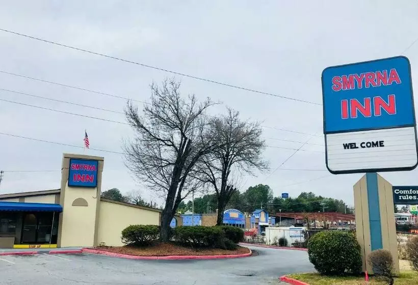 בית מלון כפרי Smyrna Inn